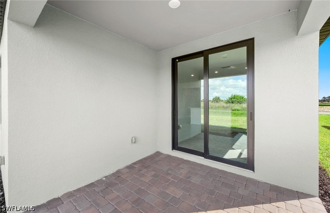 4 Bed SingleFamilyResidence for Sale in Whispering Lakes, photo 25