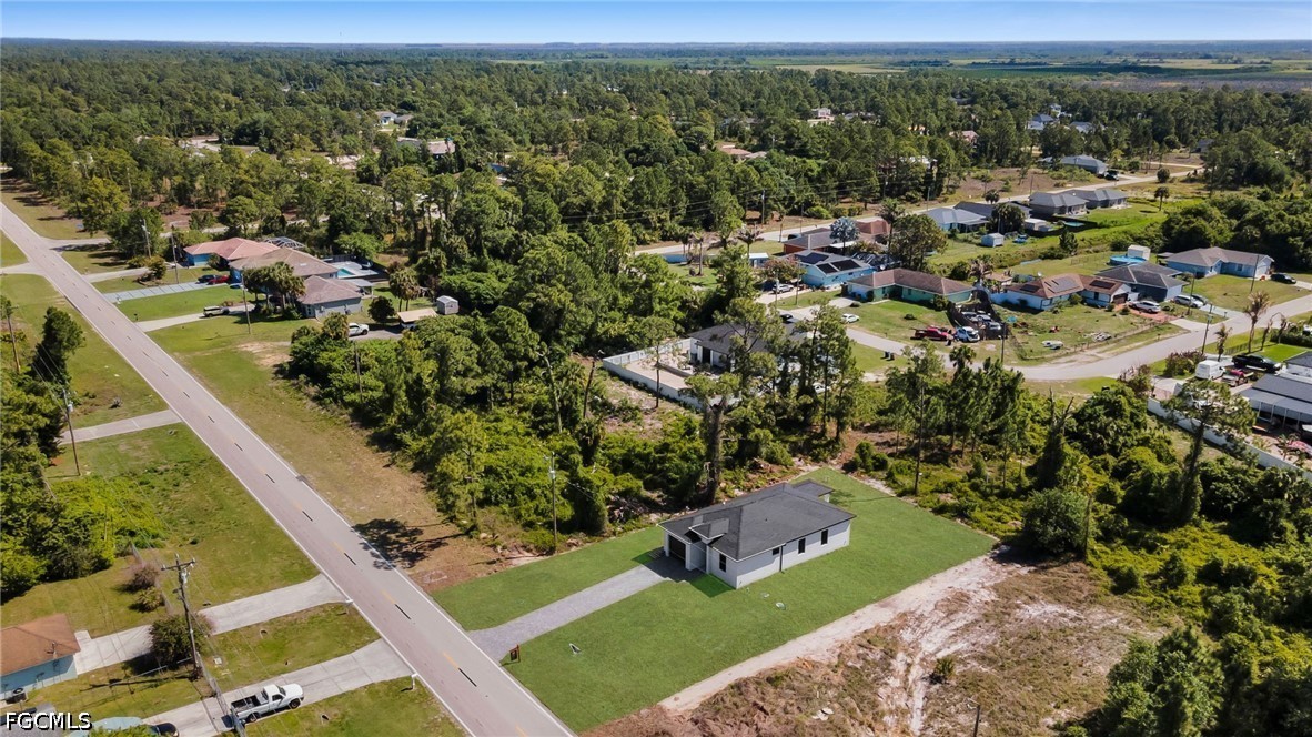 3 Bed SingleFamilyResidence for Sale in Lehigh Acres, photo 25