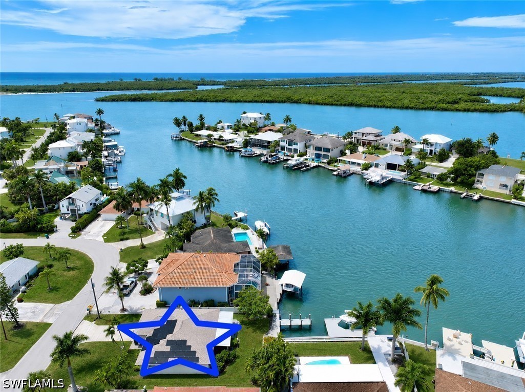 2 Bed Waterfront Home for Sale in Naples, photo 25