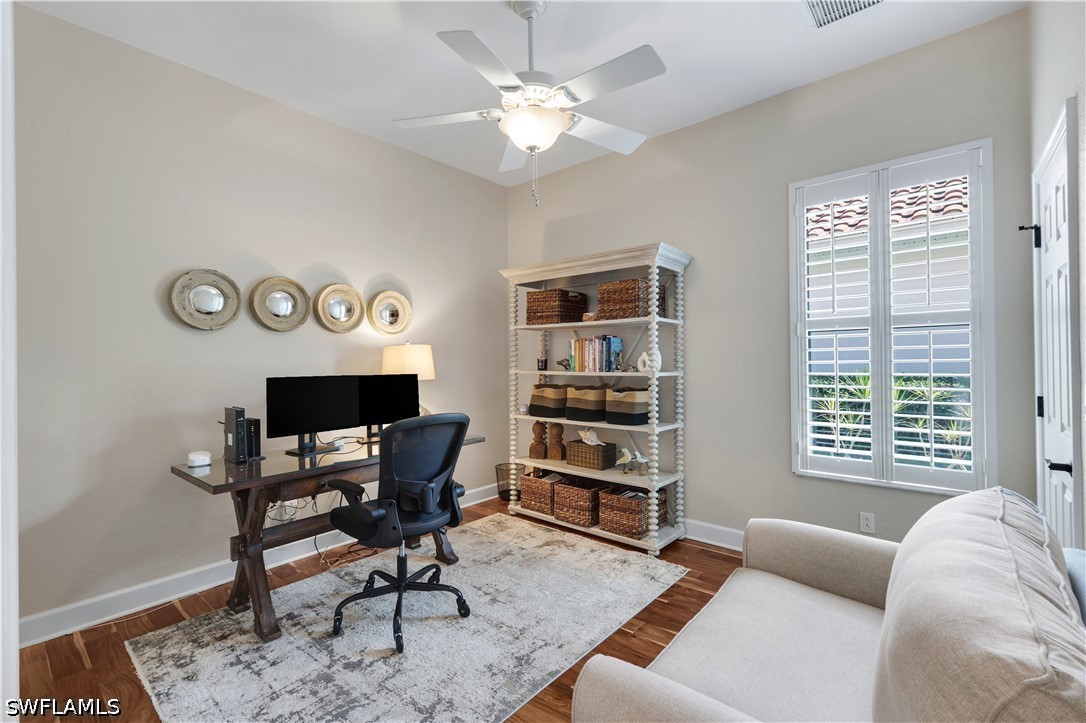 3 Bed Pool Home for Sale in Madison Park, photo 25