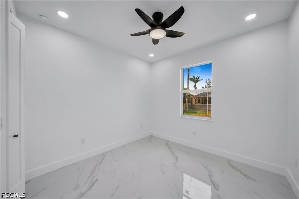 4 Bed SingleFamilyResidence for Sale in Cape Coral, photo 25