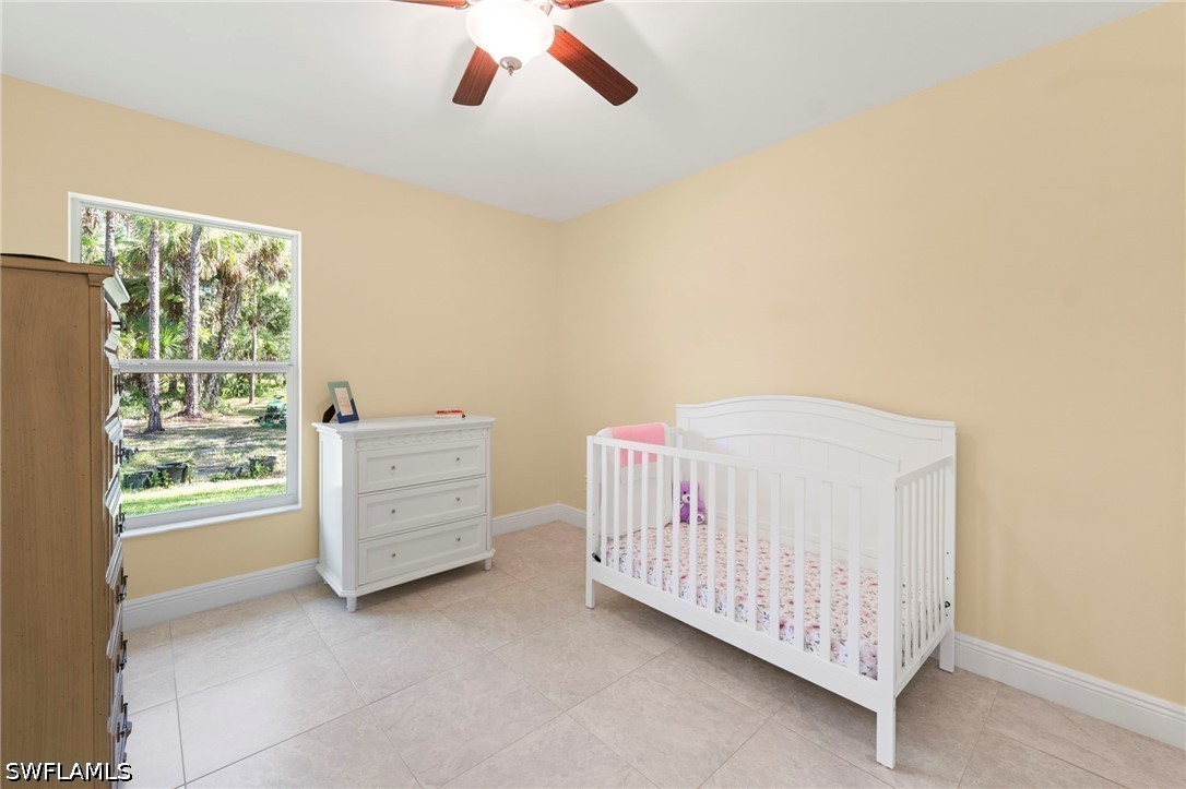 3 Bed SingleFamilyResidence for Sale in Naples, photo 25