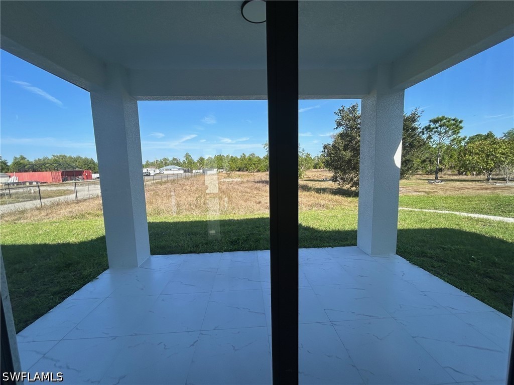 3 Bed SingleFamilyResidence for Sale in Naples, photo 25