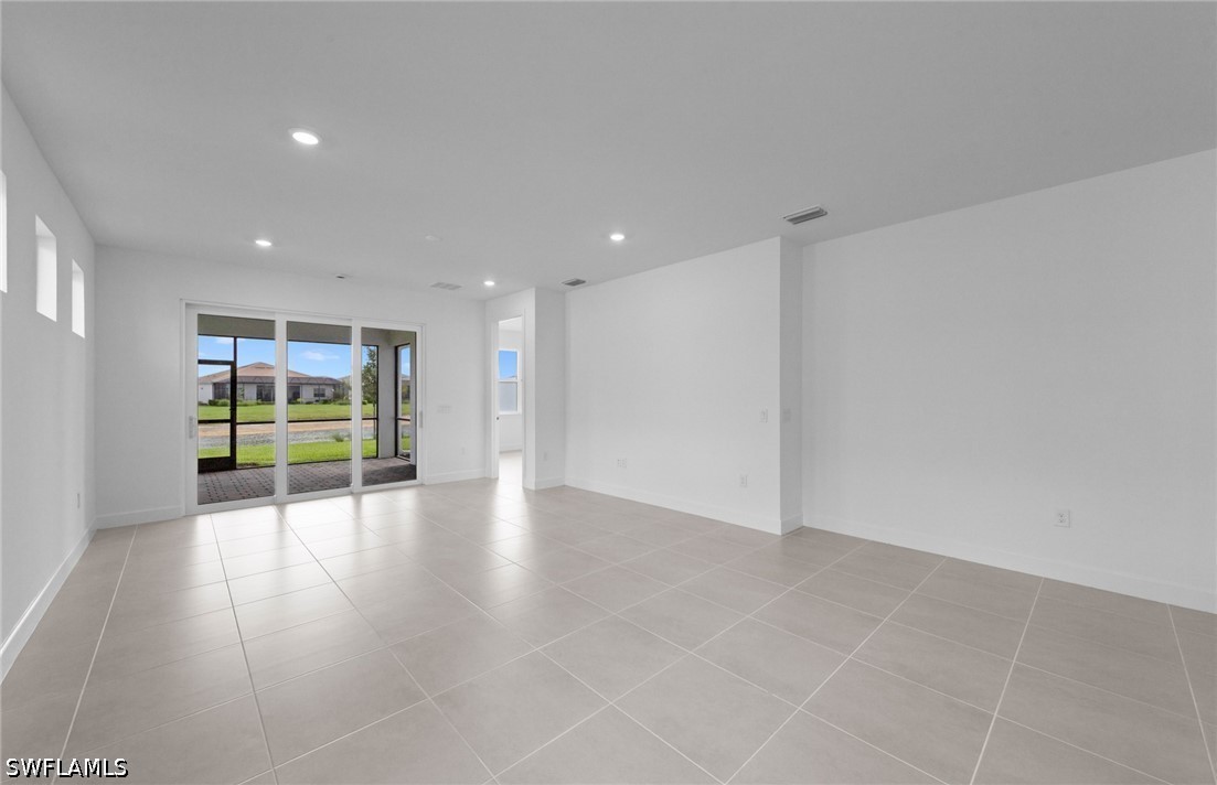2 Bed SingleFamilyResidence for Sale in Alva, photo 25