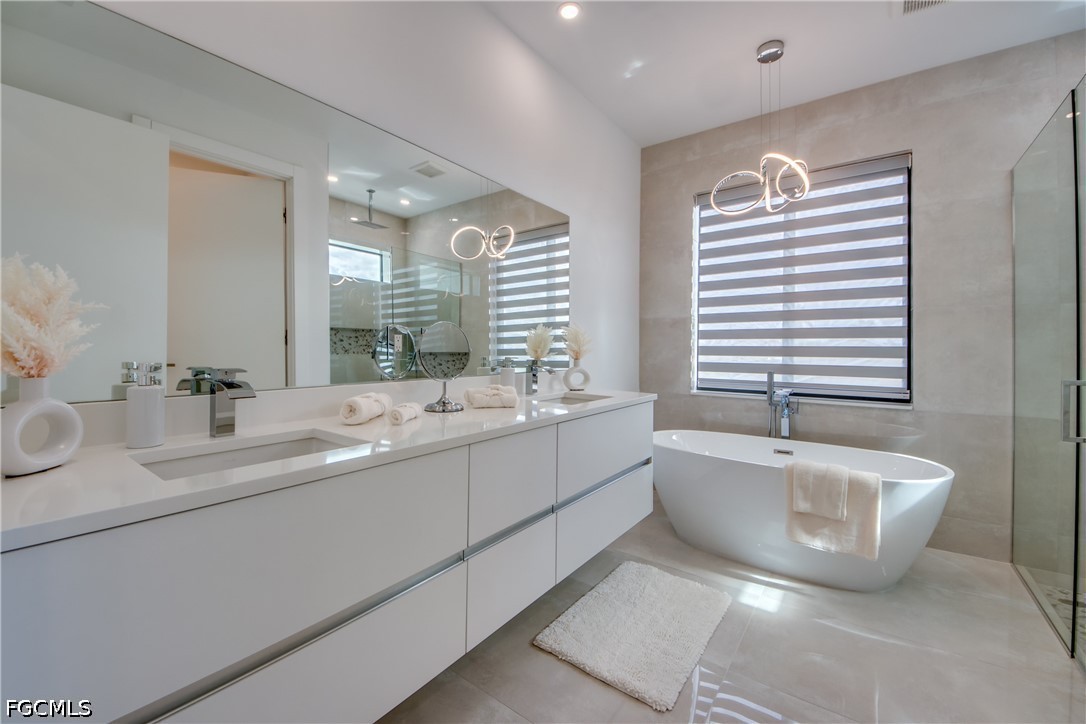 4 Bed Pool Home for Sale in Cape Coral, photo 25