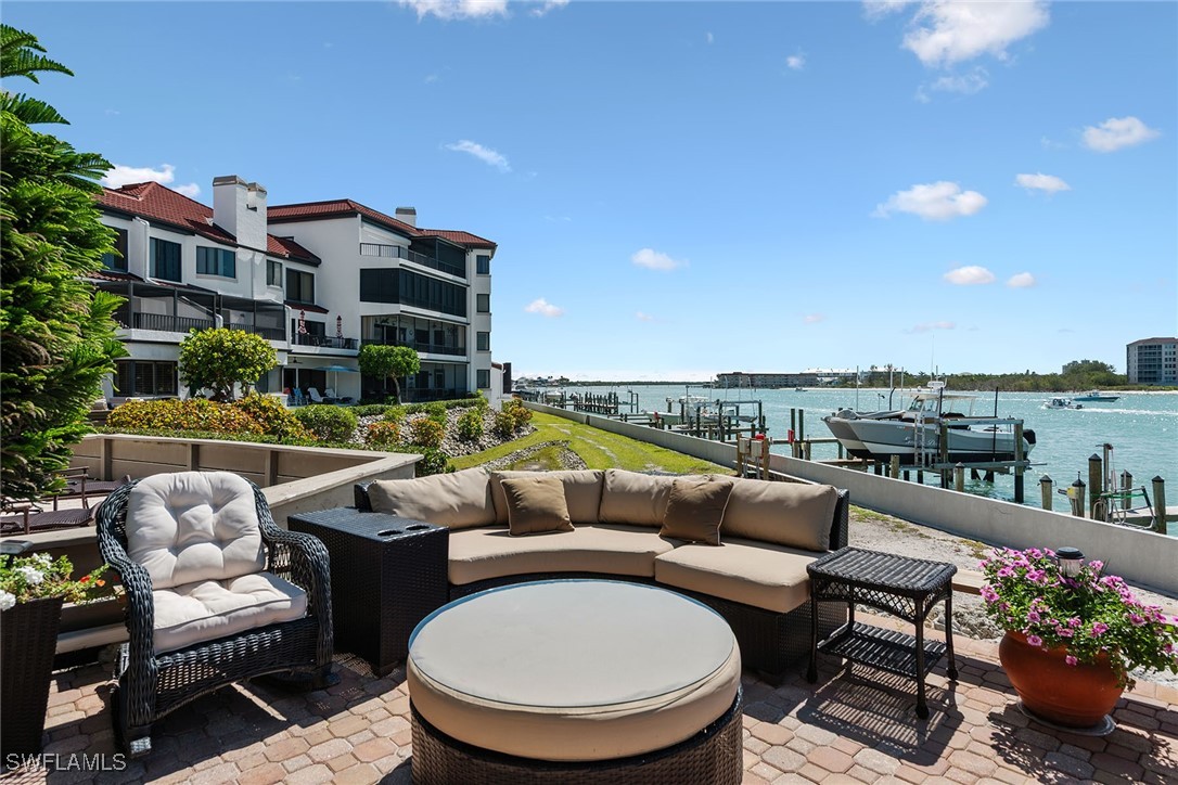 2 Bed Waterfront Home for Sale in La Peninsula, photo 26