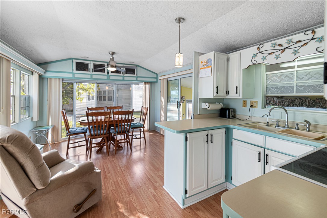 1 Bed ManufacturedHome for Sale in Estero, photo 26