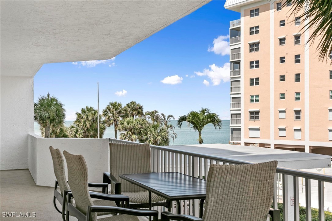 3 Bed Waterfront Home for Sale in Marco Island, photo 26