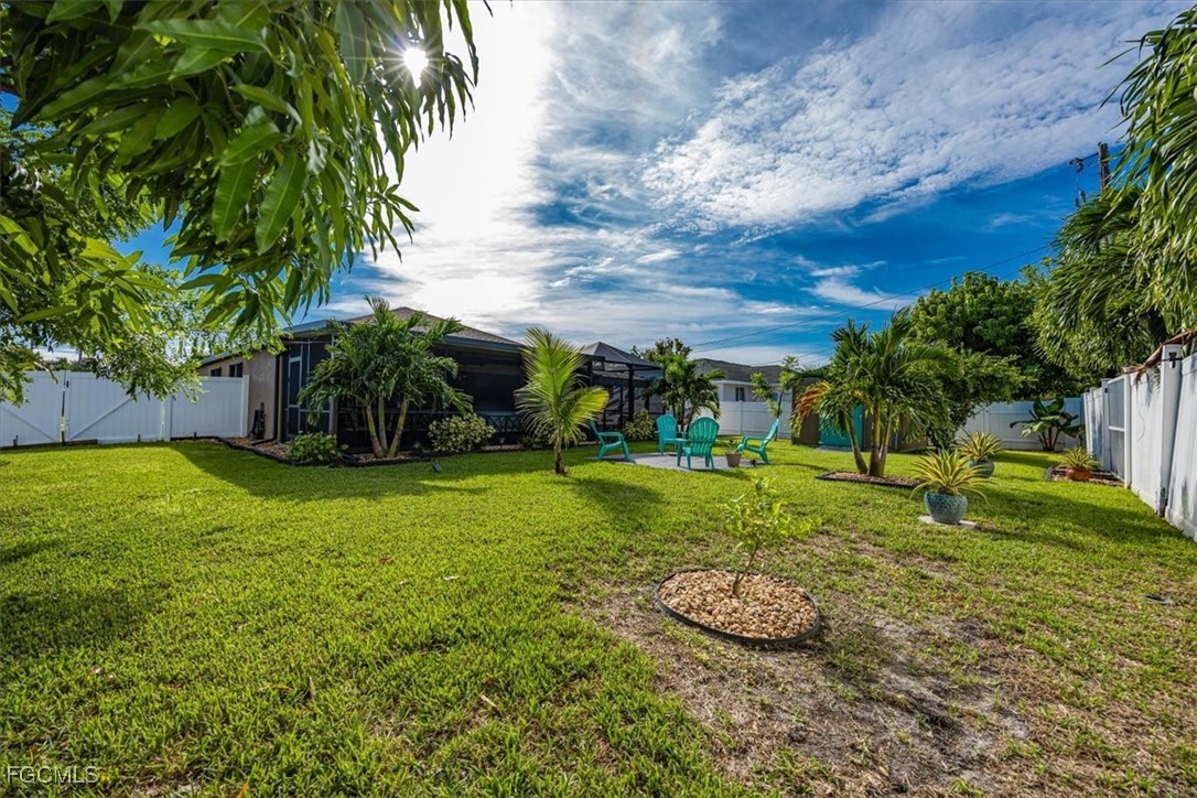 3 Bed SingleFamilyResidence for Sale in Cape Coral, photo 26
