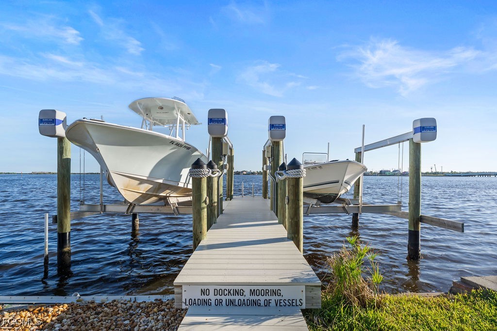 3 Bed Waterfront Home for Sale in Matlacha, photo 26