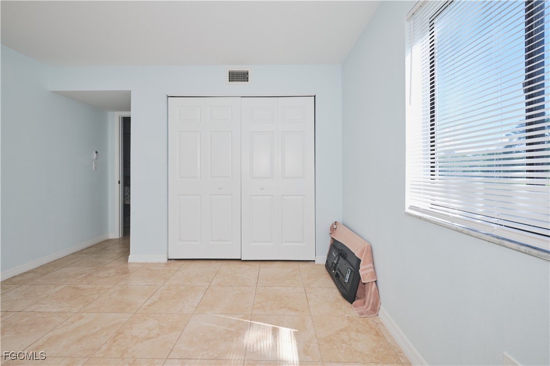 2 Bed Condominium for Sale in North Fort Myers, photo 26