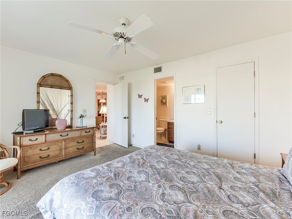 2 Bed Waterfront Home for Sale in Fort Myers Beach, photo 26