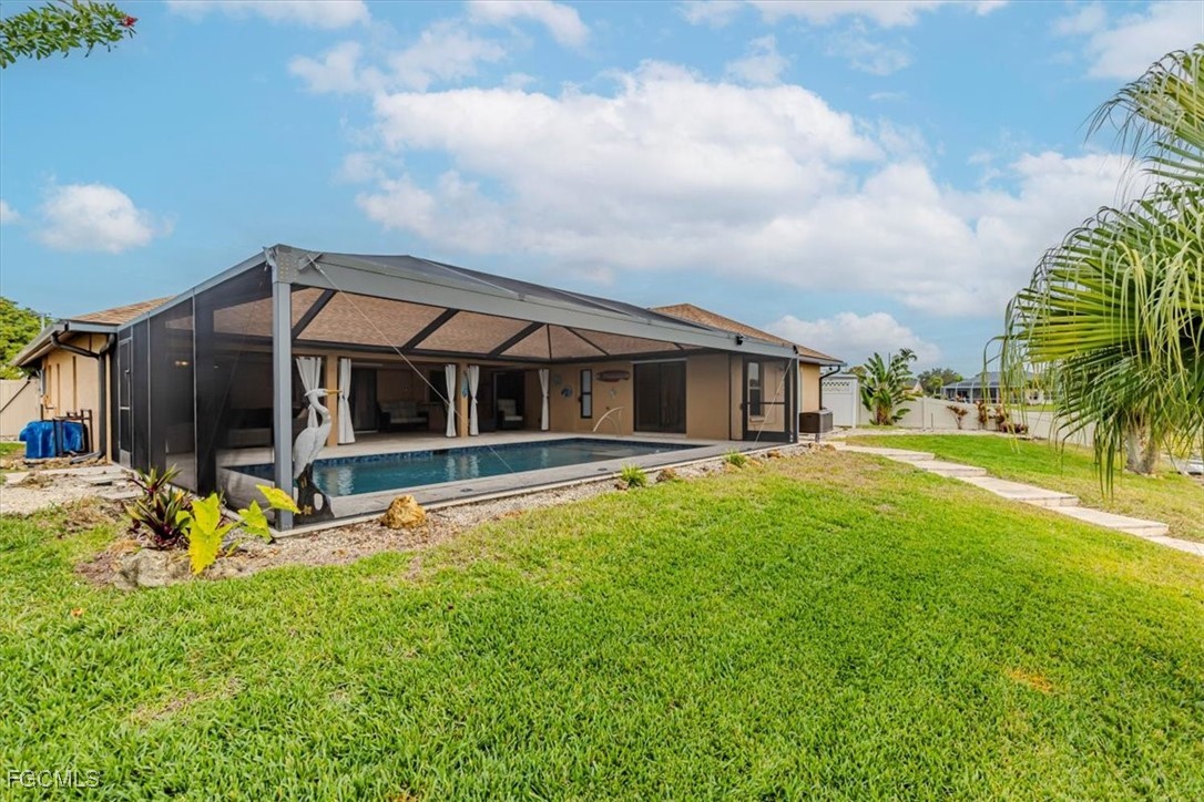 3 Bed Pool Home for Sale in Cape Coral, photo 26