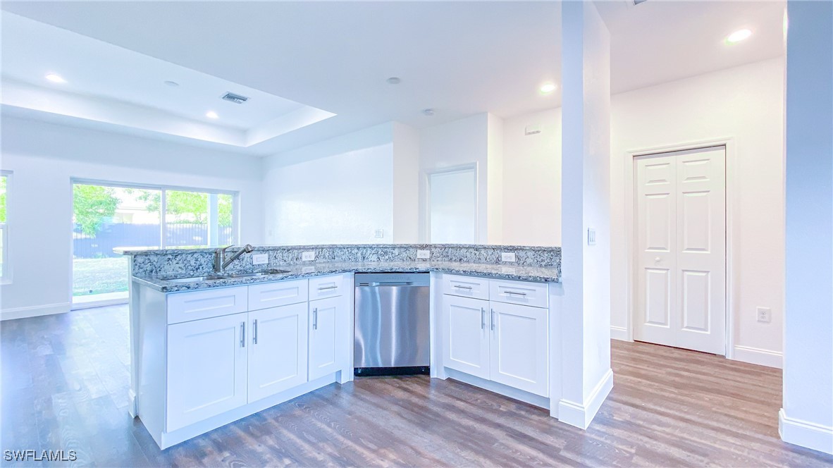 3 Bed SingleFamilyResidence for Sale in Cape Coral, photo 26