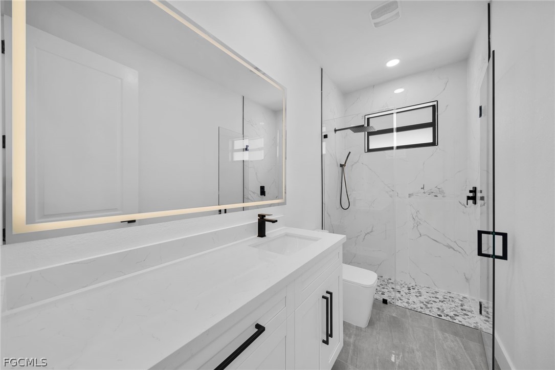 3 Bed SingleFamilyResidence for Sale in Lehigh Acres, photo 26