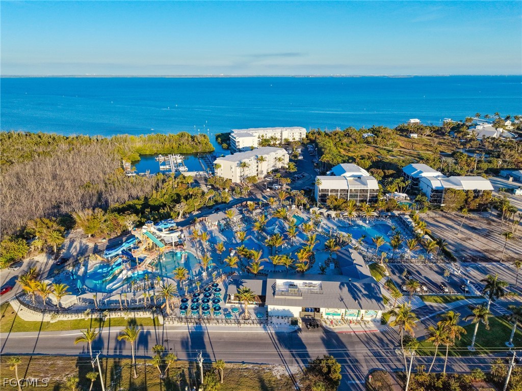 1 Bed Waterfront Home for Sale in Captiva, photo 26