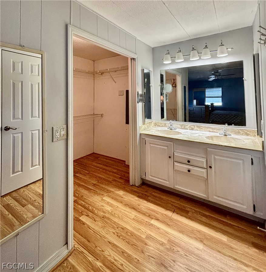 2 Bed ManufacturedHome for Sale in North Fort Myers, photo 26