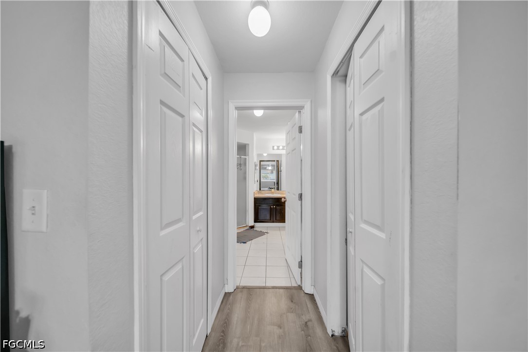 4 Bed SingleFamilyResidence for Sale in Cape Coral, photo 26