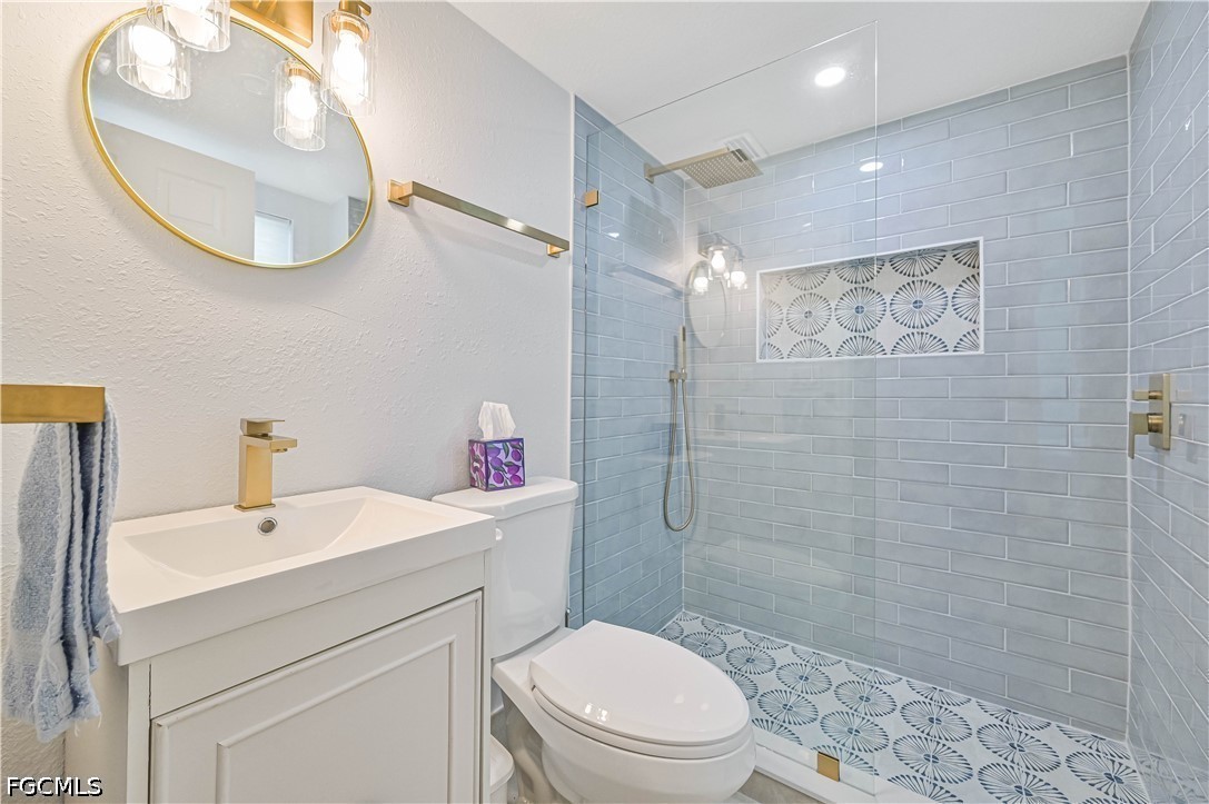 2 Bed Waterfront Home for Sale in Bonita Beach, photo 26