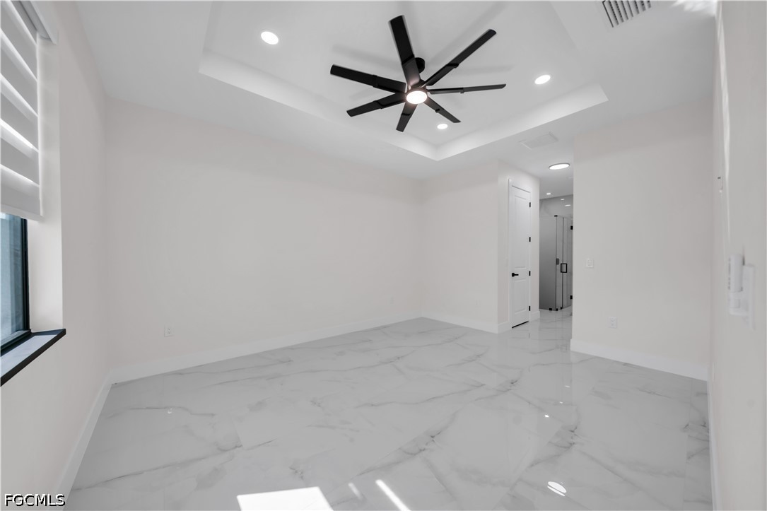 3 Bed SingleFamilyResidence for Sale in Cape Coral, photo 26