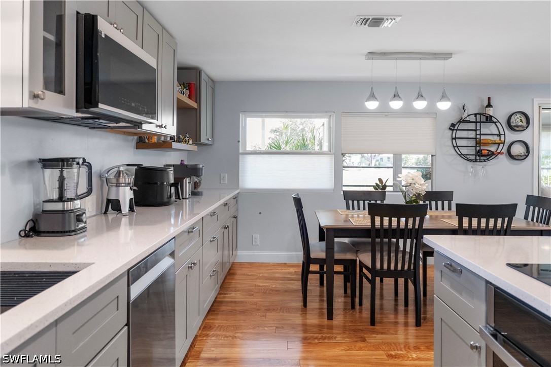 2 Bed ManufacturedHome for Sale in Naples, photo 26
