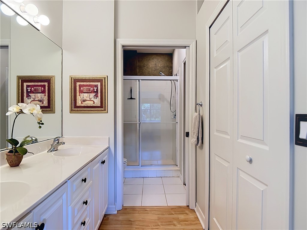 2 Bed Condominium for Sale in Sabal Palm, photo 26