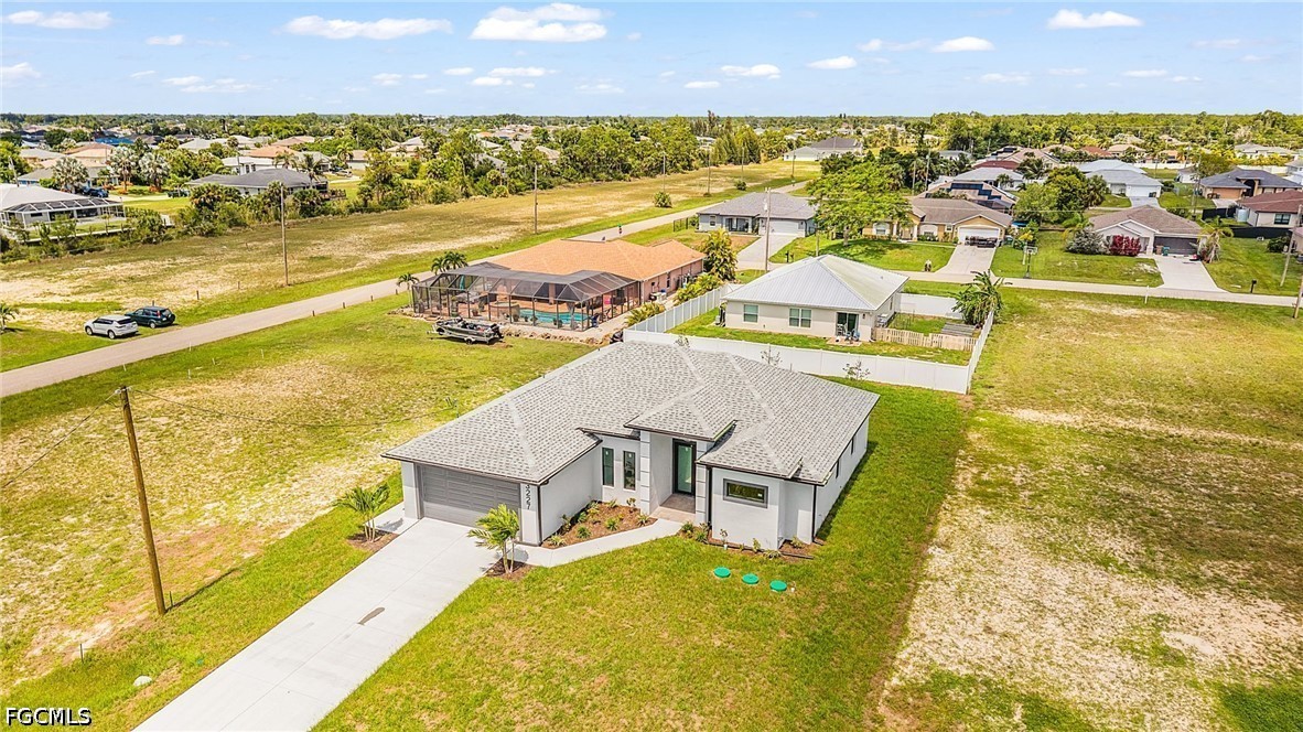 3 Bed SingleFamilyResidence for Sale in Cape Coral, photo 26