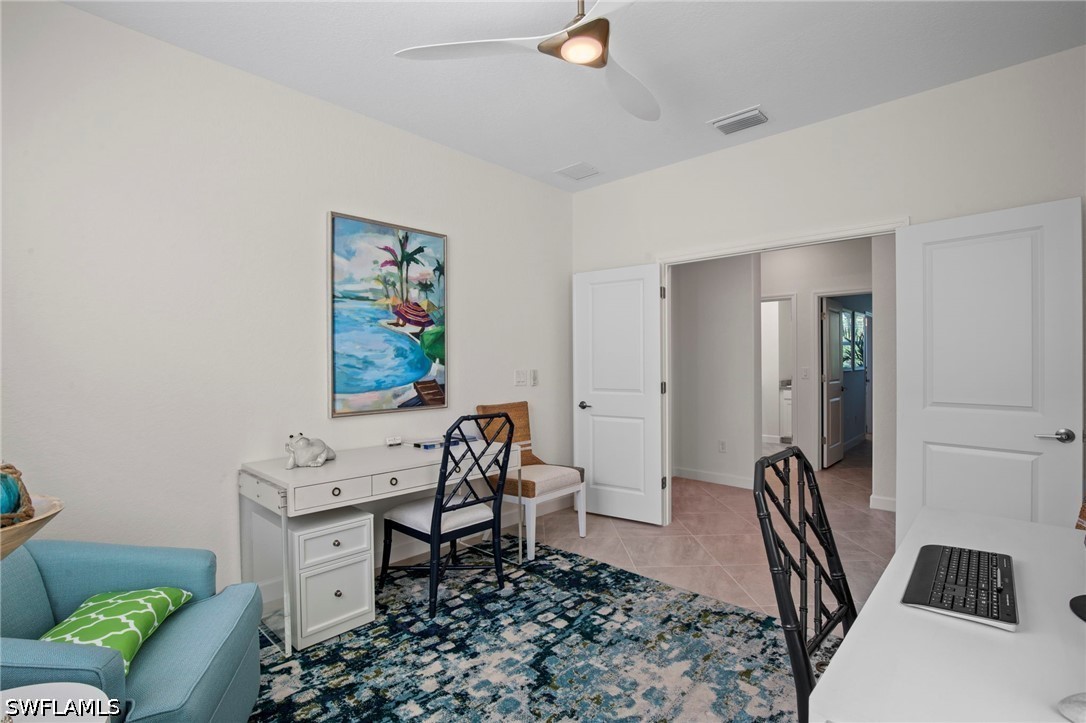 3 Bed Pool Home for Sale in Country Club, photo 26