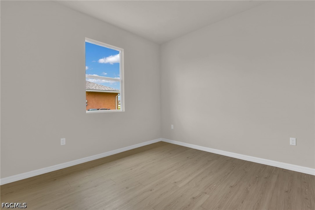4 Bed SingleFamilyResidence for Sale in Cape Coral, photo 26