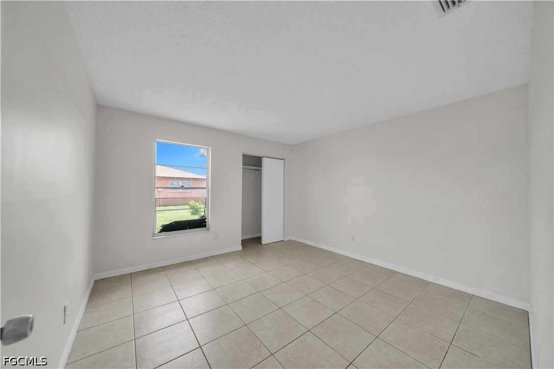 4 Bed Waterfront Home for Sale in Fort Myers, photo 26