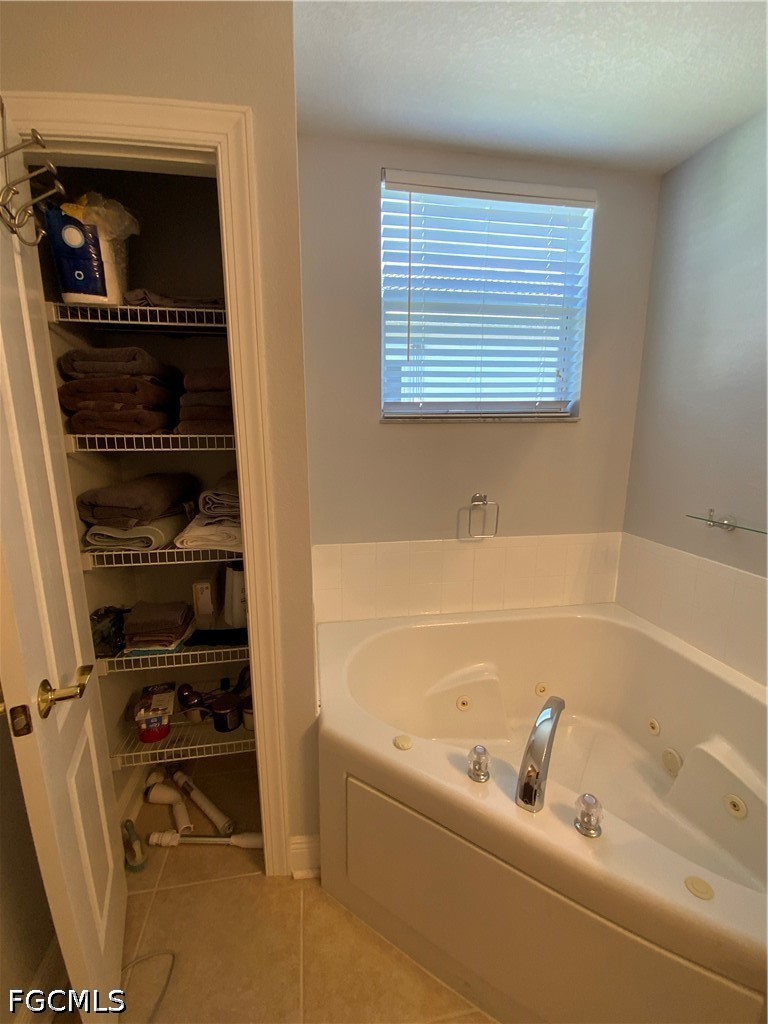 3 Bed Waterfront Home for Sale in Coral Lakes, photo 26