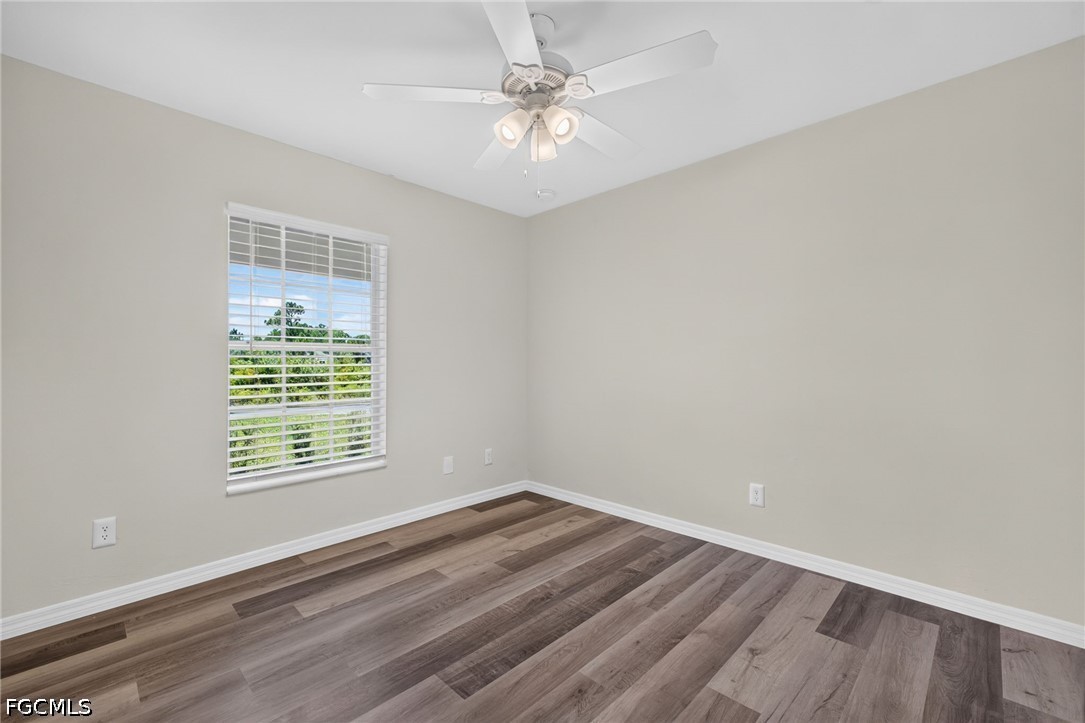 3 Bed SingleFamilyResidence for Sale in Lehigh Acres, photo 26