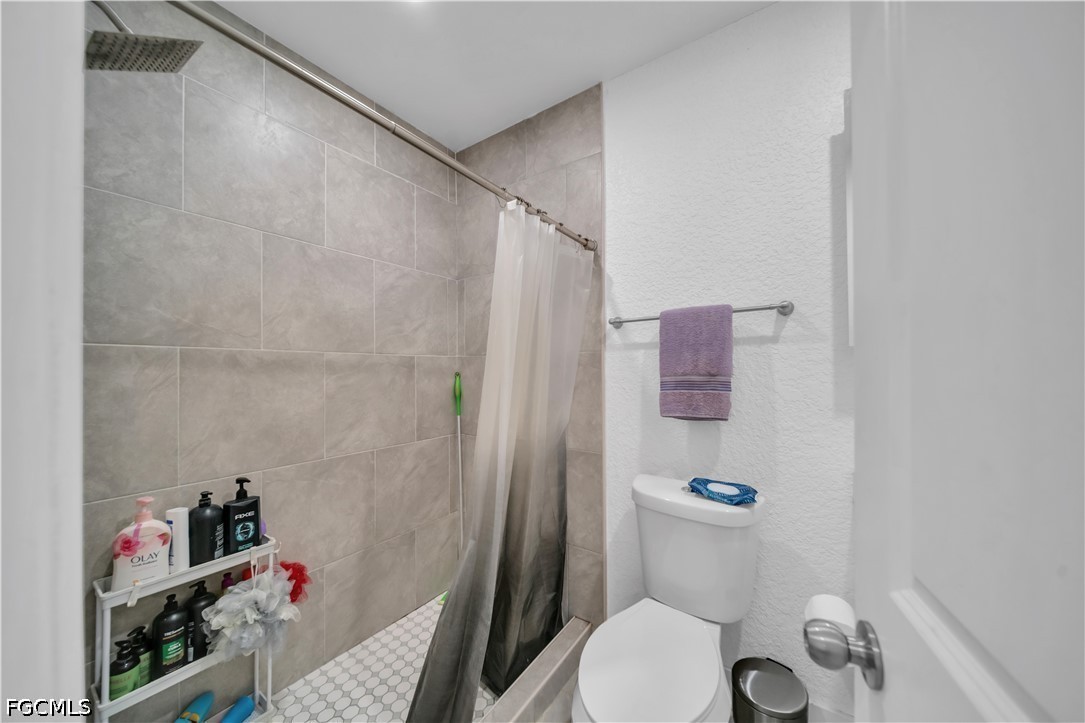 3 Bed SingleFamilyResidence for Sale in Lehigh Acres, photo 26