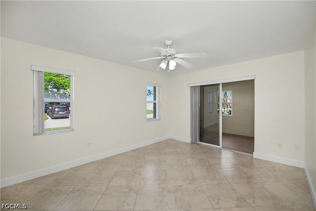 3 Bed SingleFamilyResidence for Sale in Cape Coral, photo 26