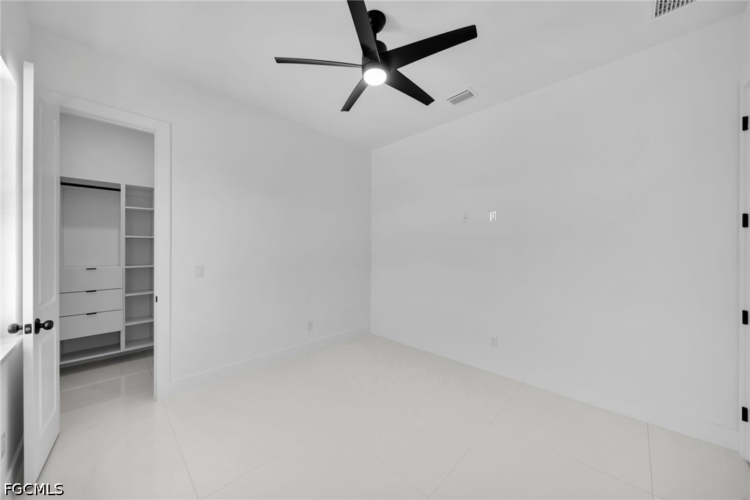 3 Bed Waterfront Home for Sale in Cape Coral, photo 26