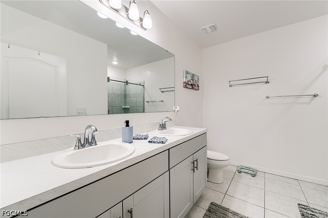 4 Bed SingleFamilyResidence for Sale in Cape Coral, photo 26