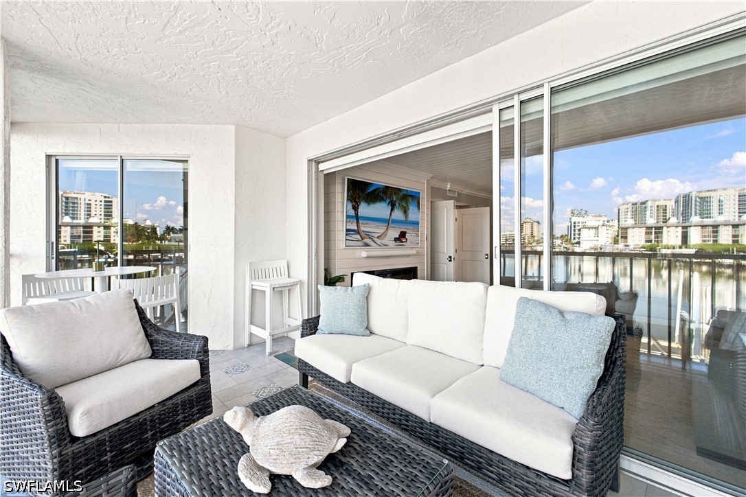 3 Bed Condominium for Sale in Chateau Condo, photo 26