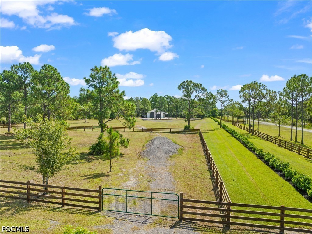 Residential for Sale in Acreage, photo 26