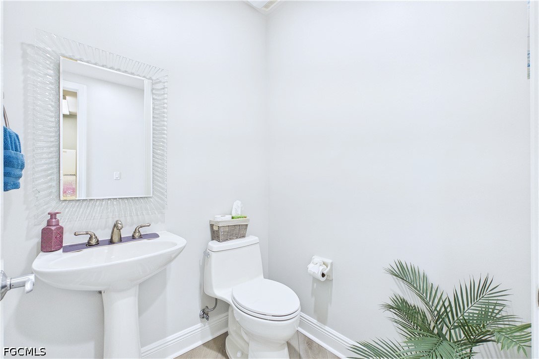 3 Bed Pool Home for Sale in High Point Place, photo 26