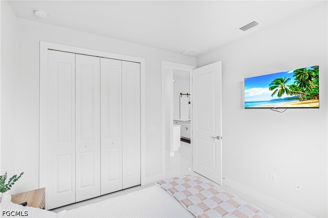 3 Bed SingleFamilyResidence for Sale in Cape Coral, photo 26