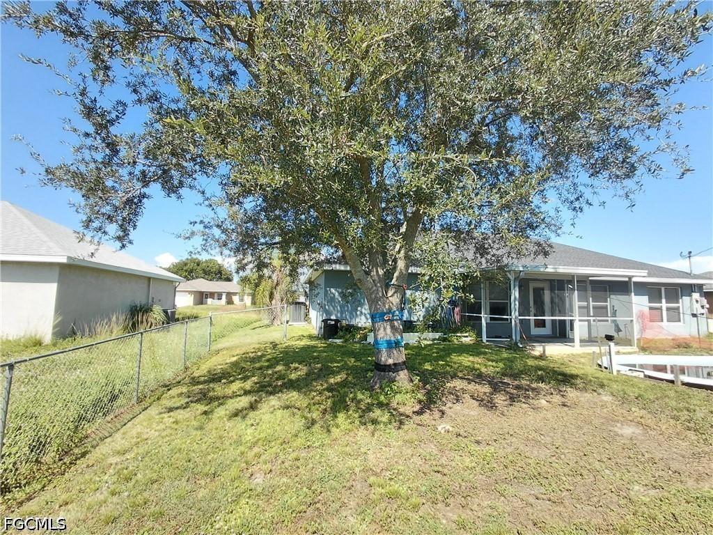 3 Bed Pool Home for Sale in Cape Coral, photo 26