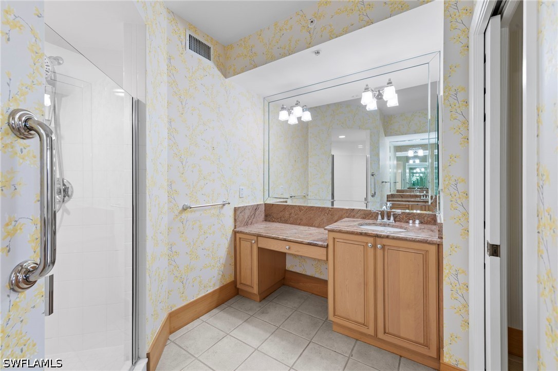 3 Bed Waterfront Home for Sale in Naples, photo 26