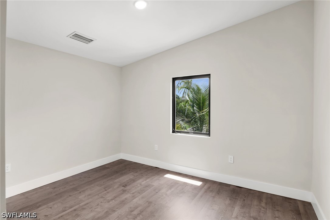 3 Bed SingleFamilyResidence for Sale in Naples, photo 26
