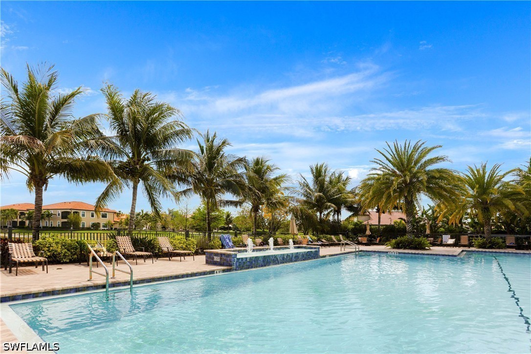 2 Bed Condominium for Sale in Paloma, photo 26