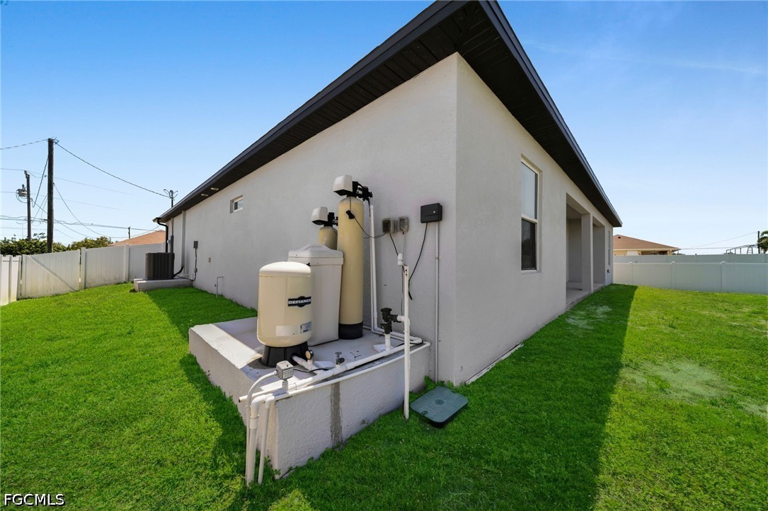 3 Bed SingleFamilyResidence for Sale in Cape Coral, photo 26
