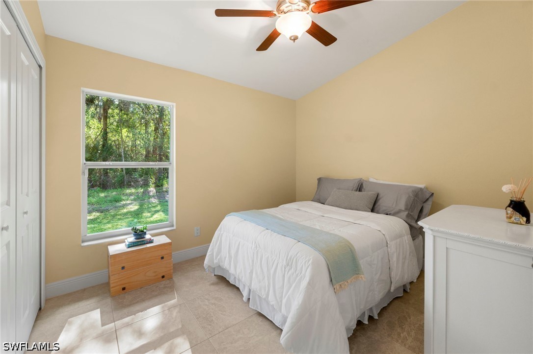 3 Bed SingleFamilyResidence for Sale in Naples, photo 26