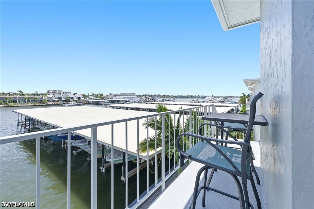 2 Bed Waterfront Home for Sale in Marina Manor, photo 26