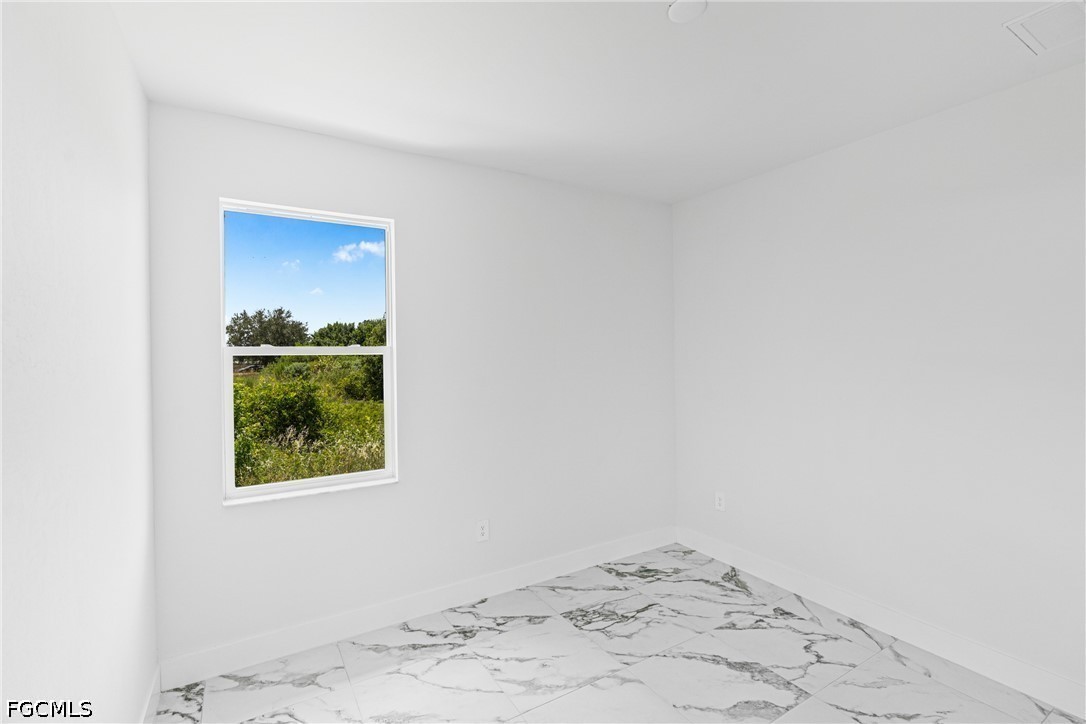 6 Bed Duplex for Sale in Lehigh Acres, photo 26