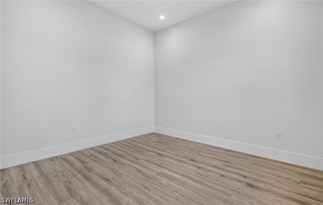 3 Bed SingleFamilyResidence for Sale in Naples, photo 26