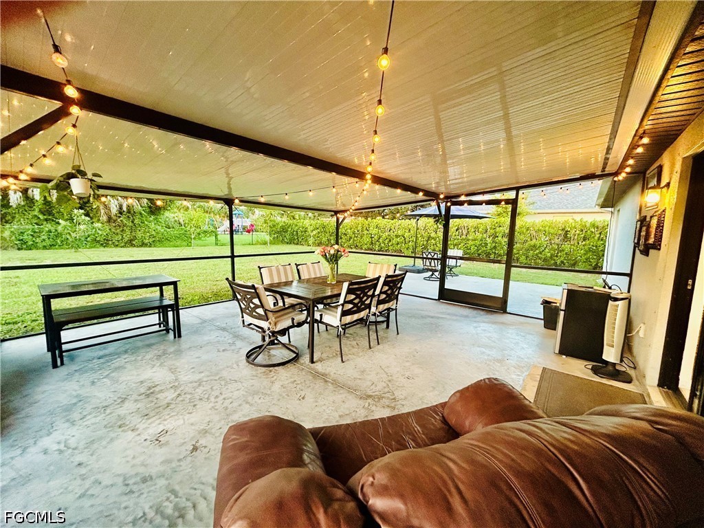 3 Bed SingleFamilyResidence for Sale in Shadow Lakes, photo 26